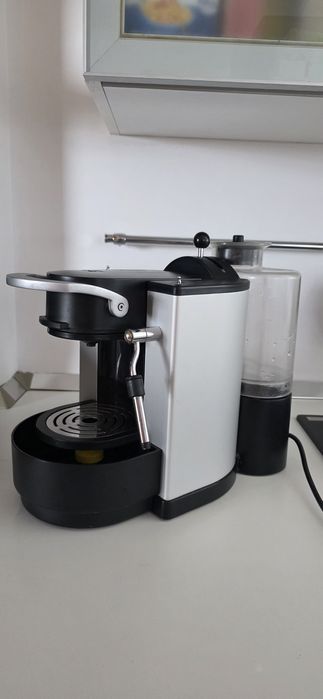 Aparat cafea Nespresso profesional