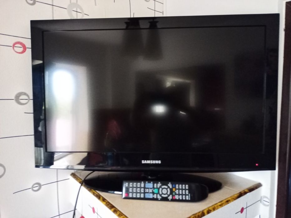 Televizor Samsung .