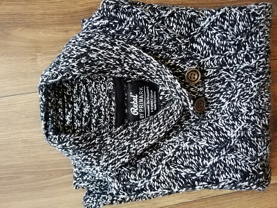 Pulover  Rebel 134 cm