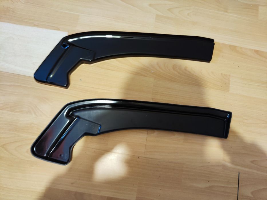 Extensie coltare bara spate BMW F30 F31 M Pachet M Tech negru lucios