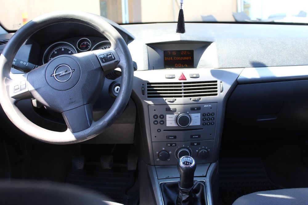 Opel Astra H. 2006 110kw