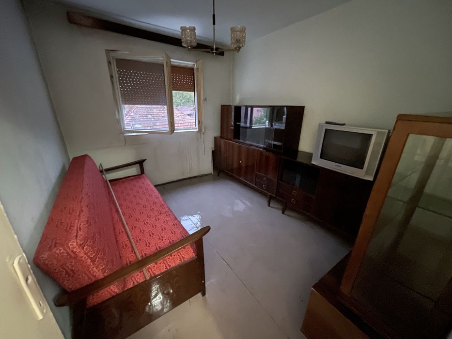 Apartament 3 camere Lipova