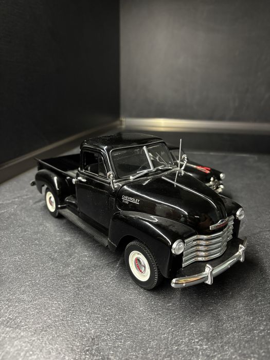 МОДЕЛИ | 1:18 Chevrolet Pick Up и 1:24 GAZ-12