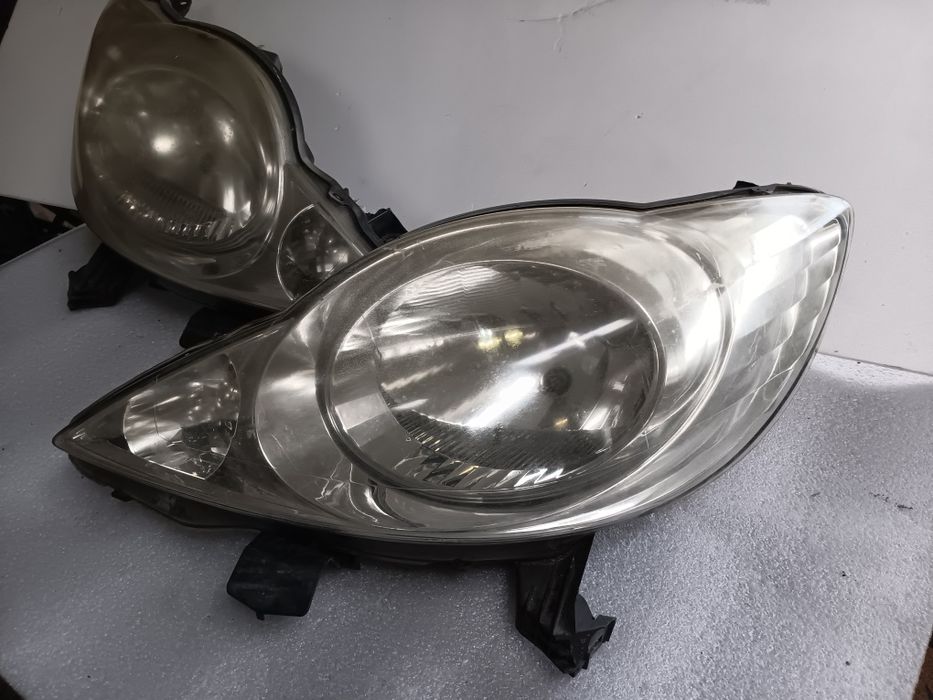 Фар ляв десен за Peugeot 107 / Пежо 107