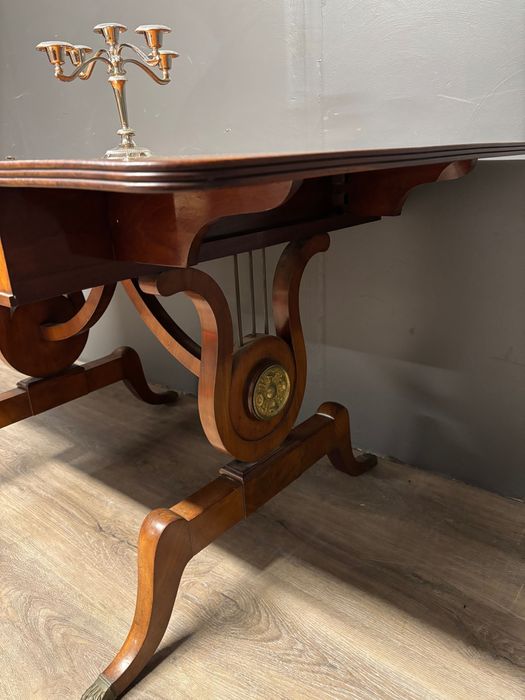 Masa extensibile antica