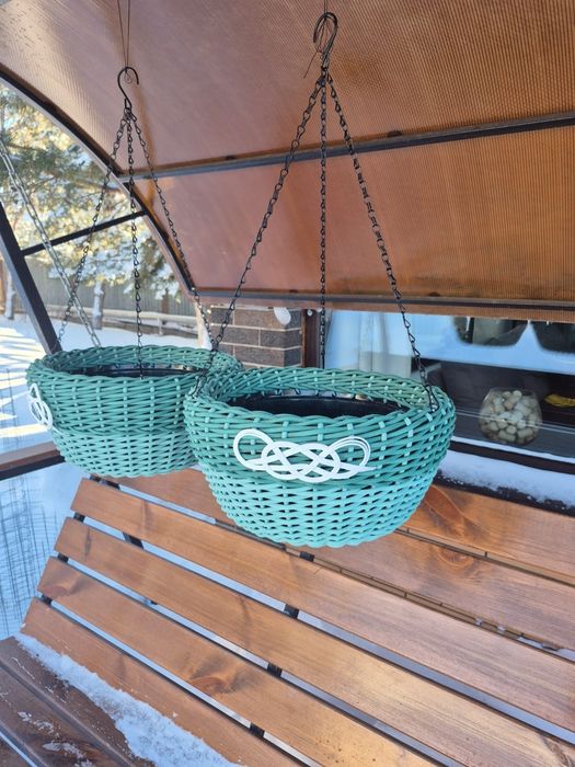 Кашпо из ротанга