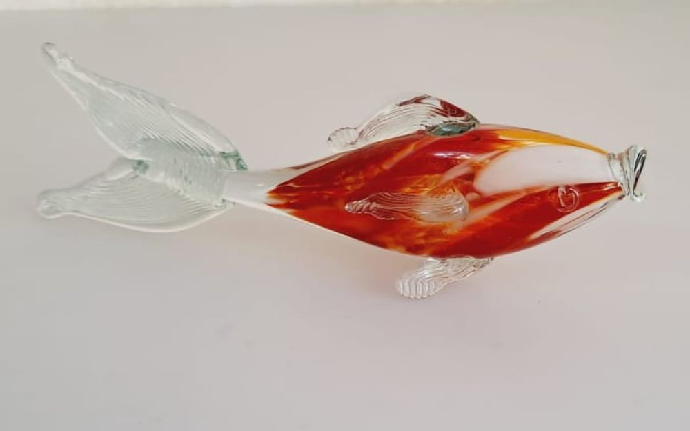 Рыба цветное стекло.