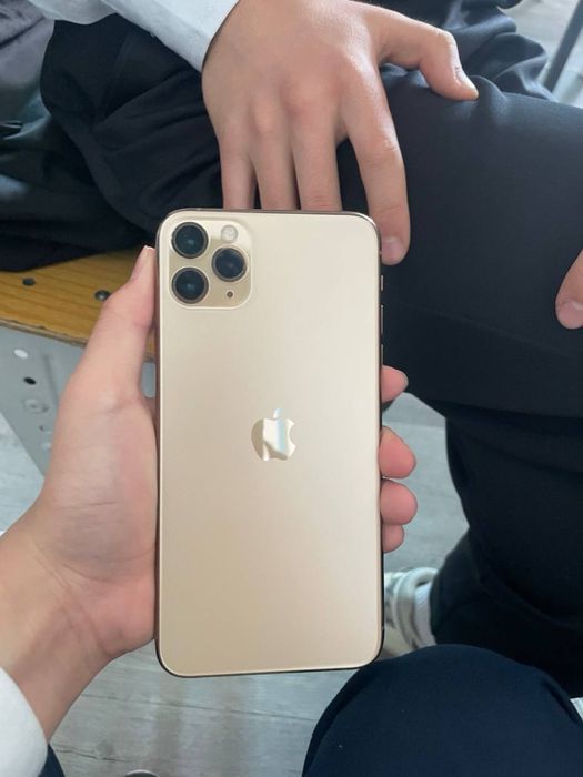 Айфон 11 Про Макс идеал