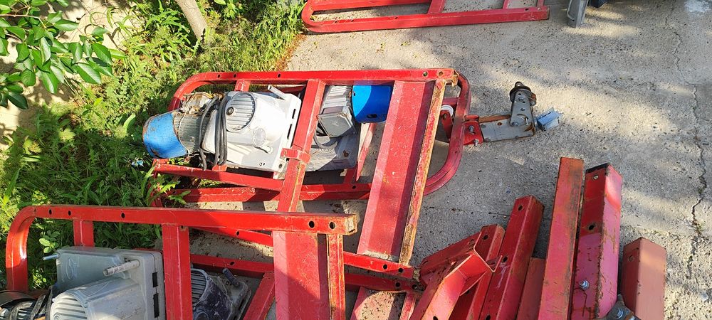 Фасадная люлька строительная люлька