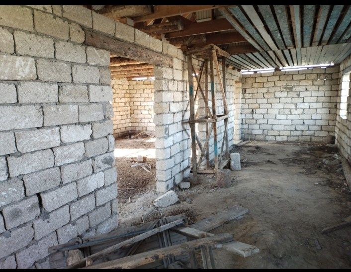Продам недостроенный дом
