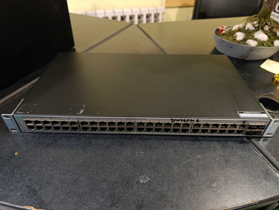Switch - HPE 1820-48 G