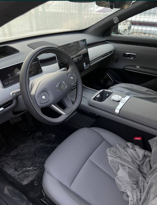 Nevo A06 electrocar black/gray