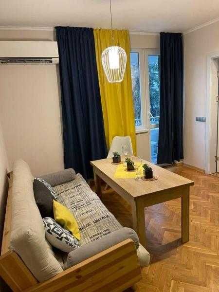 Луксозен двустаен апартамент в центъра на града!