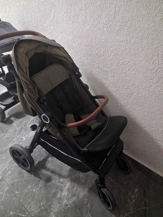 Продам коляску 2 в 1