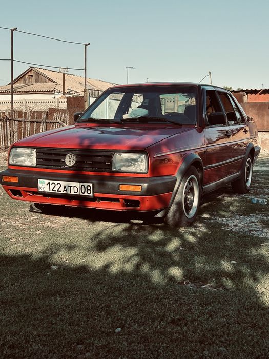 Фолсфаген жетта 1990