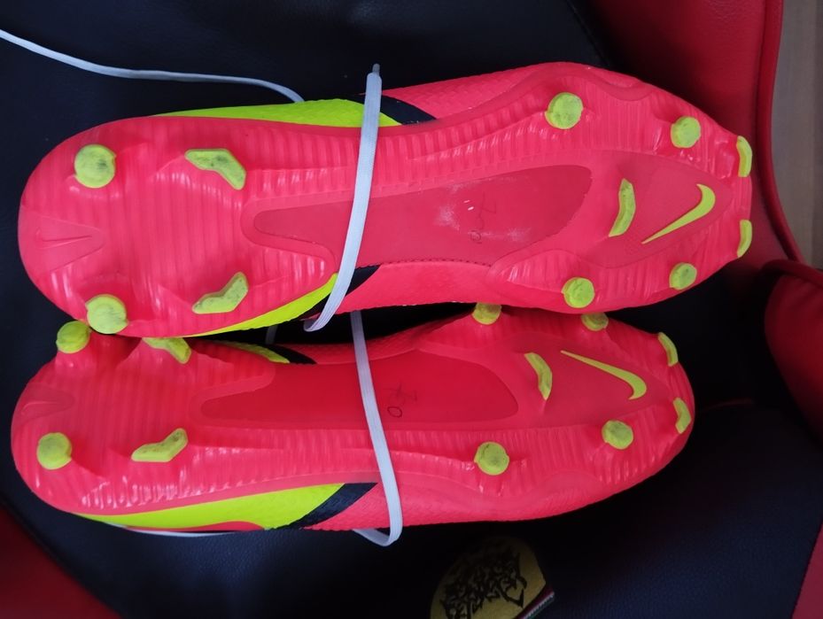 Ghete fotbal Nike Phanton,45,cm 29, turnate,Elite
