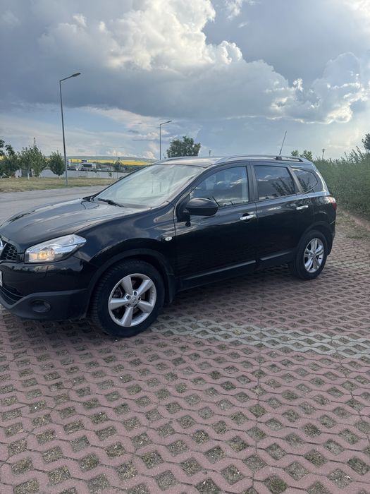 Nissan Qashqai+2