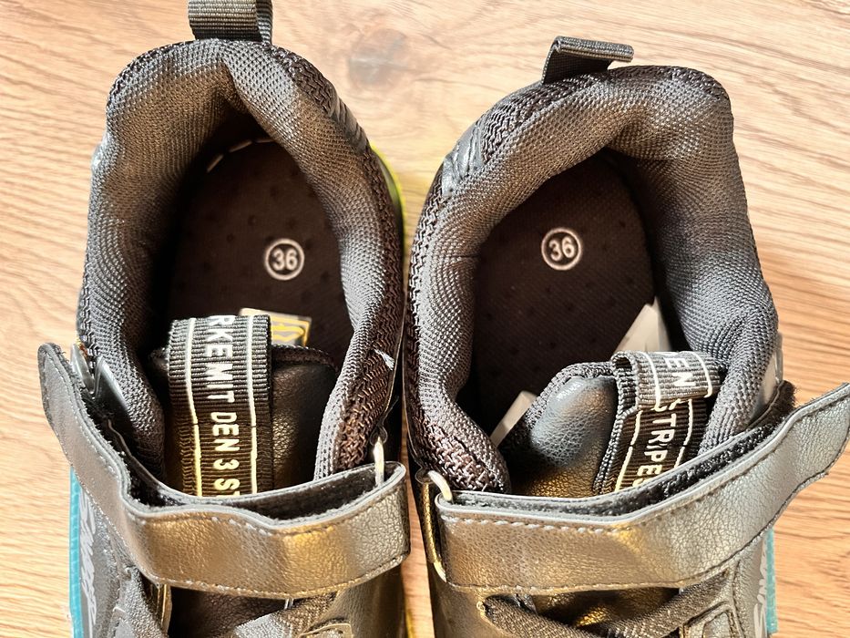 Trainers  negri baieti 36