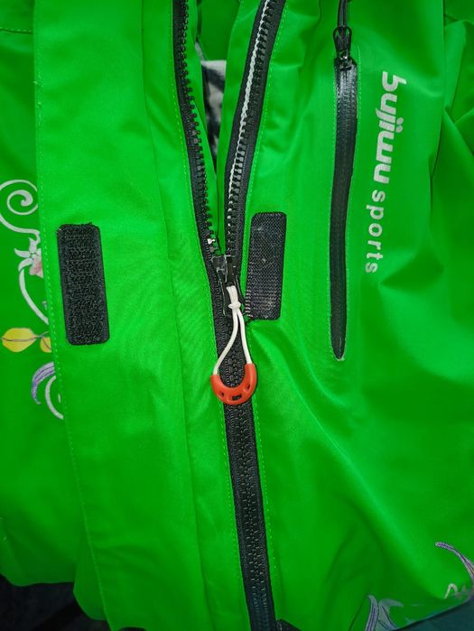 Лыжный костюм для девочки