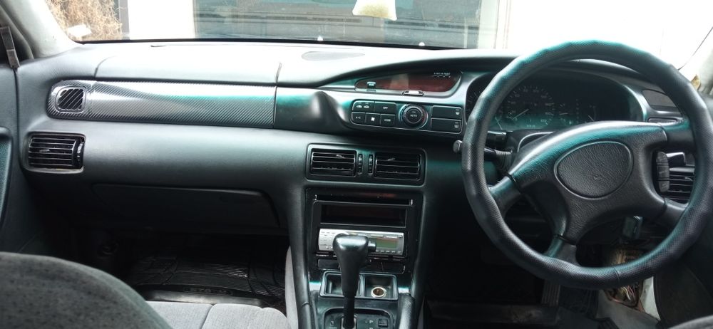 Продам  Мазду Einos