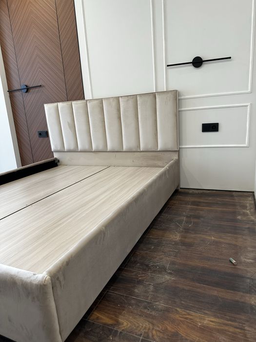 Кровать двухспальная