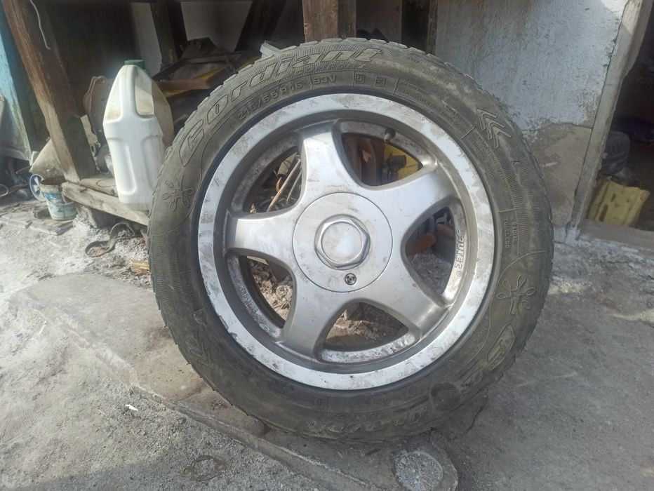 Продаю диски на  япошки R16