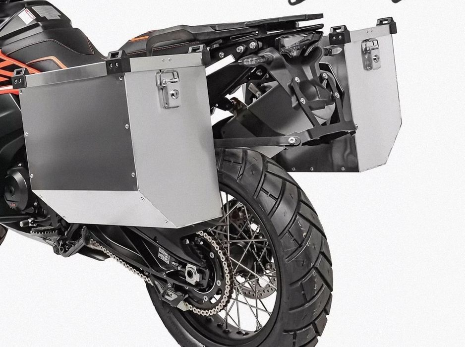 Алуминиеви куфари за мотор.