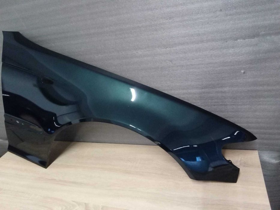 Aripa Fata Dreapta BMW E46 FSL An 2002-2005 (Verde)