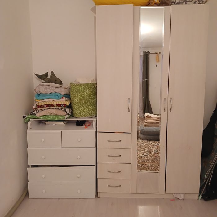 Холодильник 30, телевизор 30,газовка 30,