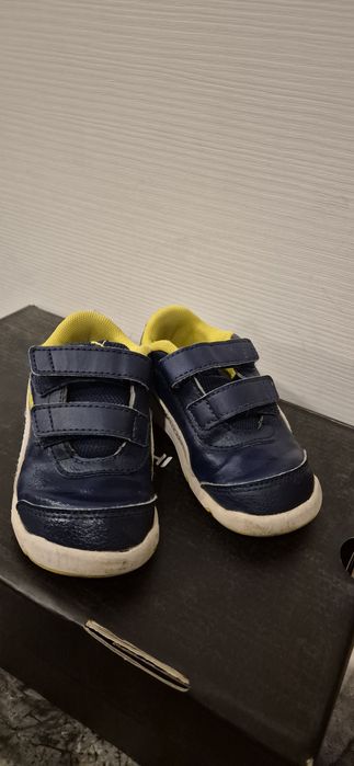 Детски обувки ,различни размери -22,23