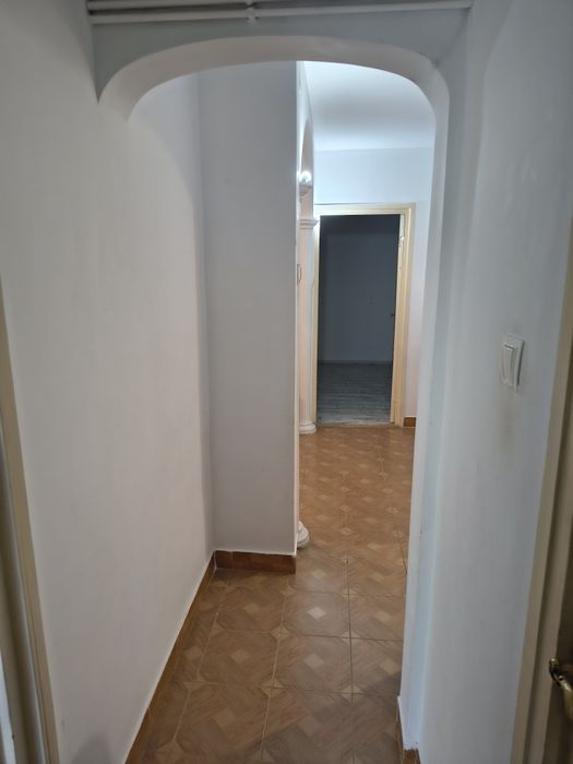 Apartament 3 camere str Banat