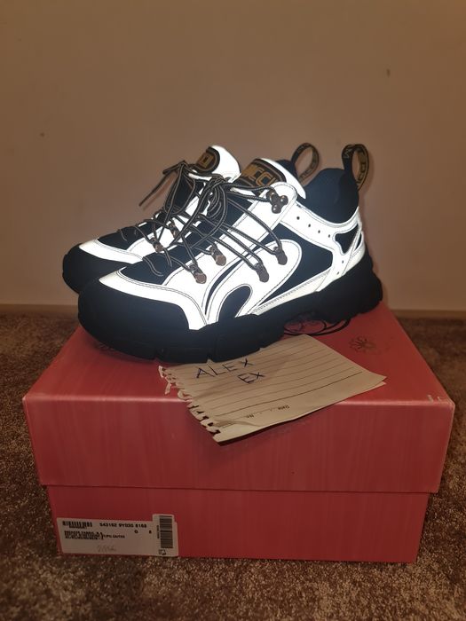 Vând - Sneakersi Gucci - Flashtrek Reflective - mărime 42