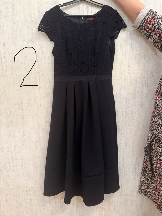 Платья на продажу