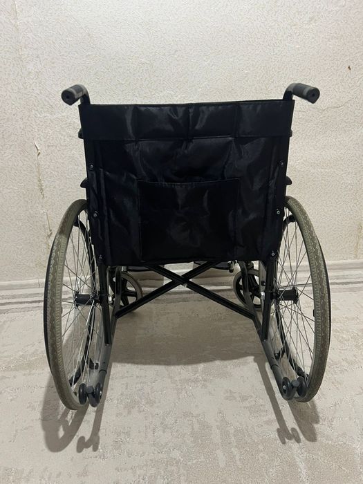 Инвалидная коляска