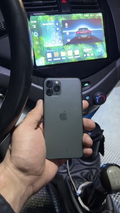 Iphone 11 pro srochna sotiladi