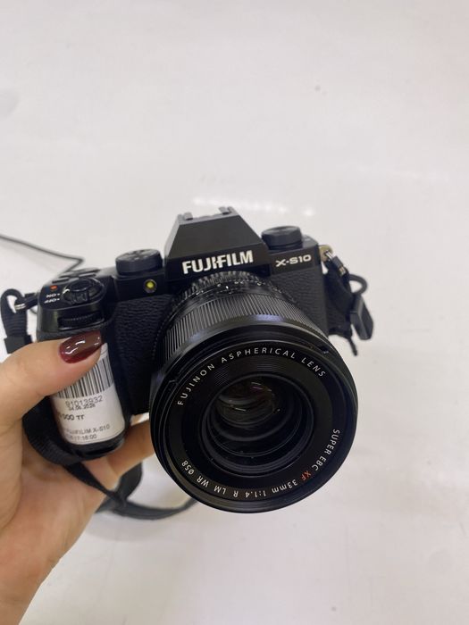 Фотоаппарат FUJIFILM x-S10