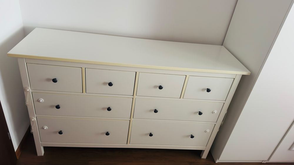 Comoda HEMNES 8 sertare, vopsit alb, 160x96 cm IKEA