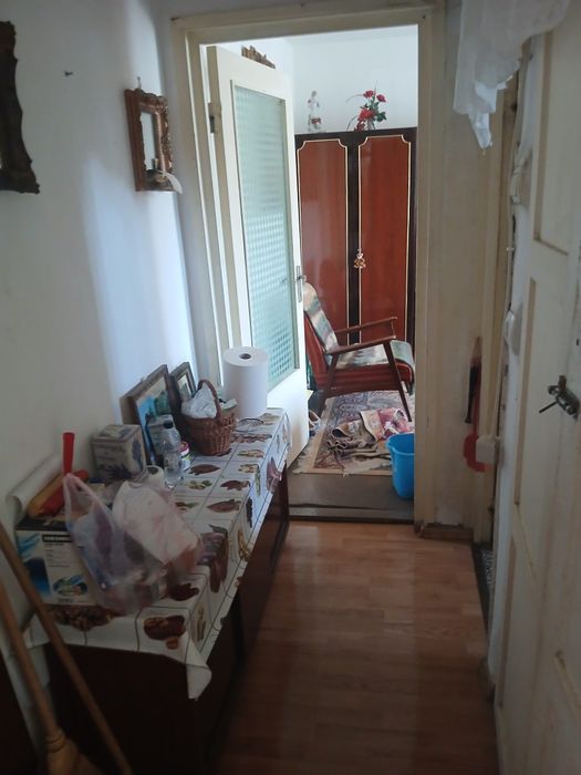Vând apartament la bloc zona Fortuna