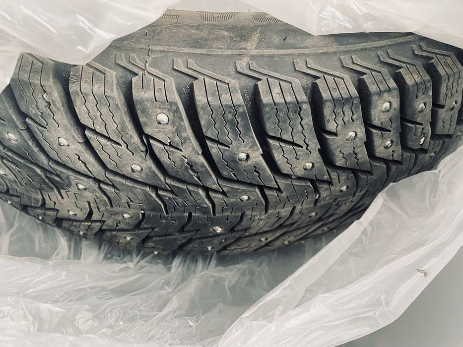 Зимние шины, размер 15