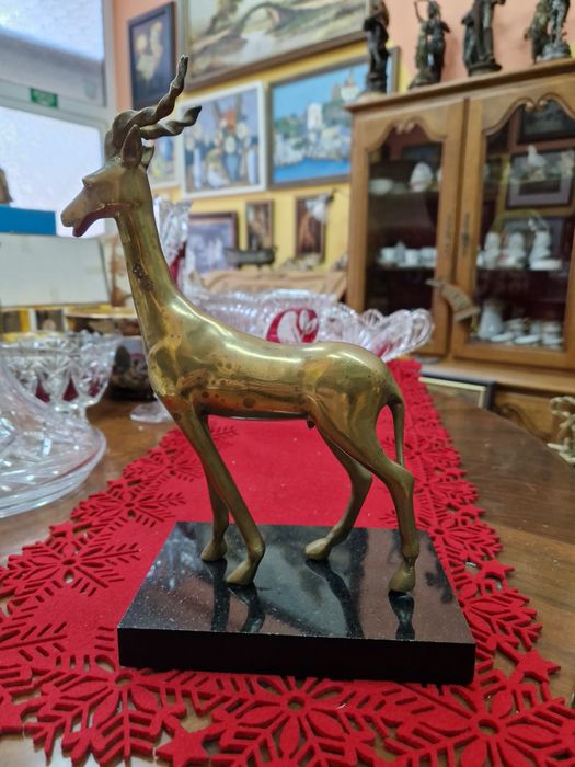 Страхотна антикварна френска бронзова фигура статуетка