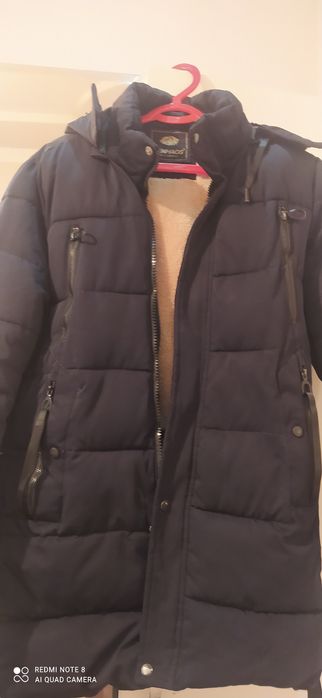 Продаю мужскую куртку