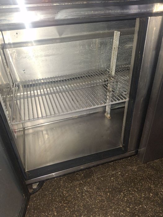 Хладилна маса за пица TRUE USA