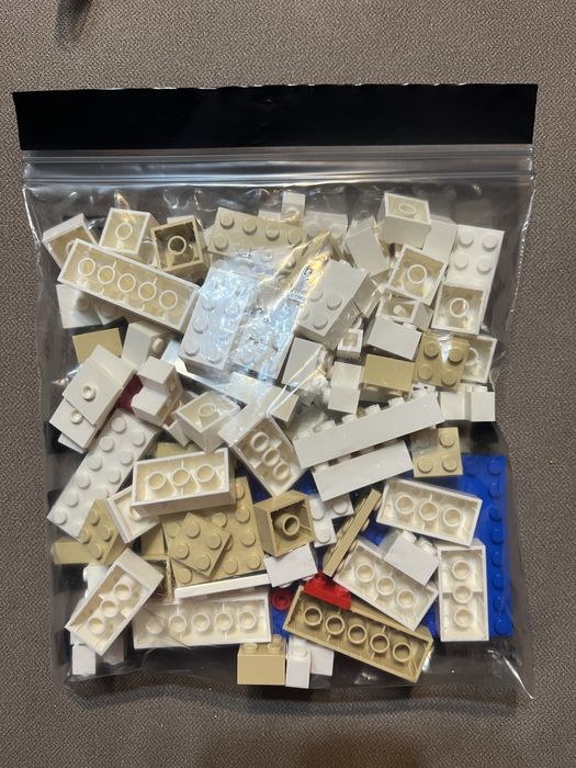 LEGO Minecraft  21249, 605 piese