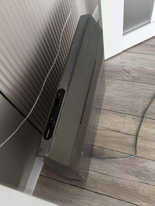 Продам вытяжку , в нормальном состоянии