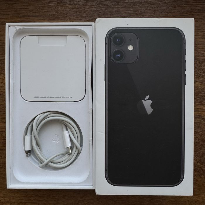 Продам iPhone 11