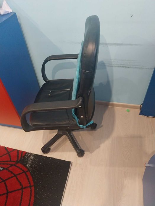 Стол за бюро за ученици