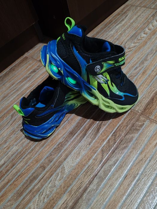 Adidași copii baieti 6-7 ani