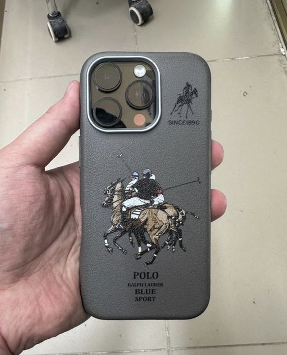 Продам Айфон 16 PRO