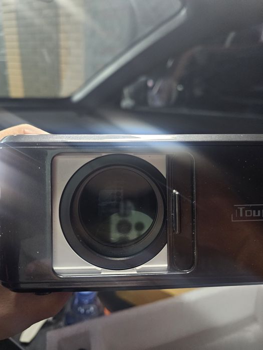 Проектор можно подключить с телефона