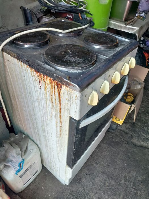 Электроплита 4-х камфорная